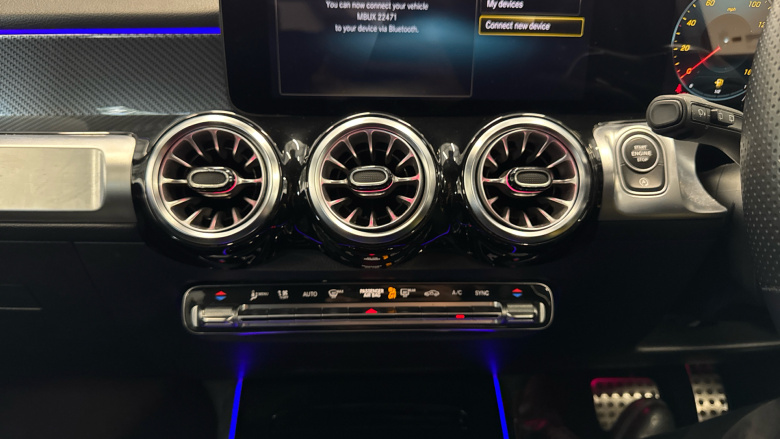 Mercedes-Benz GLB 200 AMG Line Premium 5dr 7G-Tronic Petrol Estate